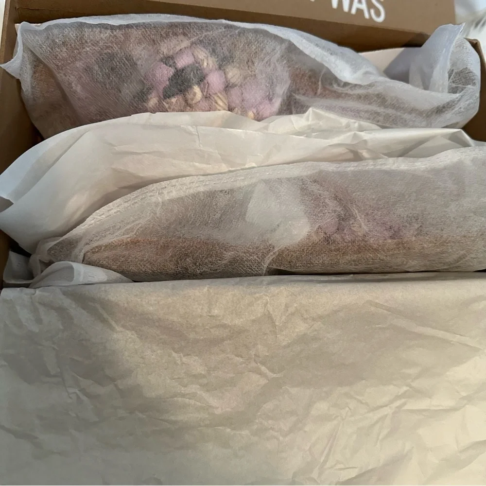 𝅺johnny Was Lilac Woven Sandals - Picture 5 of 7